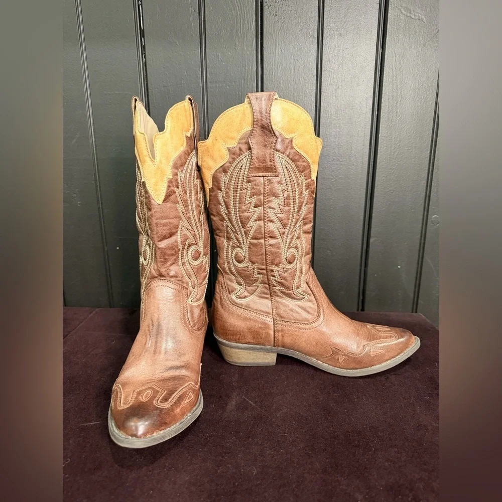 Coconuts by Matisse Brown Western Heeled Boots Cowboy Boots
